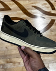 Nike Air Force 1 Low SP Undefeated Ballistic Dunk vs. AF1 (Pre-Owned)