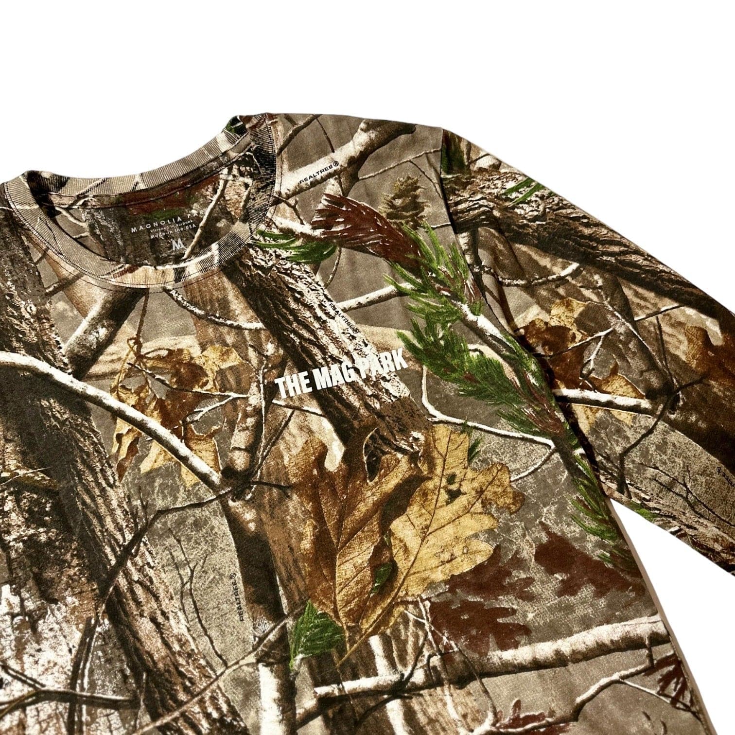 THE MAGNOLIA PARK - REALTREE F&amp;F L/S TEE [NFT HOLDERS ONLY] - The Magnolia Park